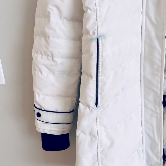 **SOLD** Authentic Canada Goose Black Label Lorette Parka - Picture 9 of 15